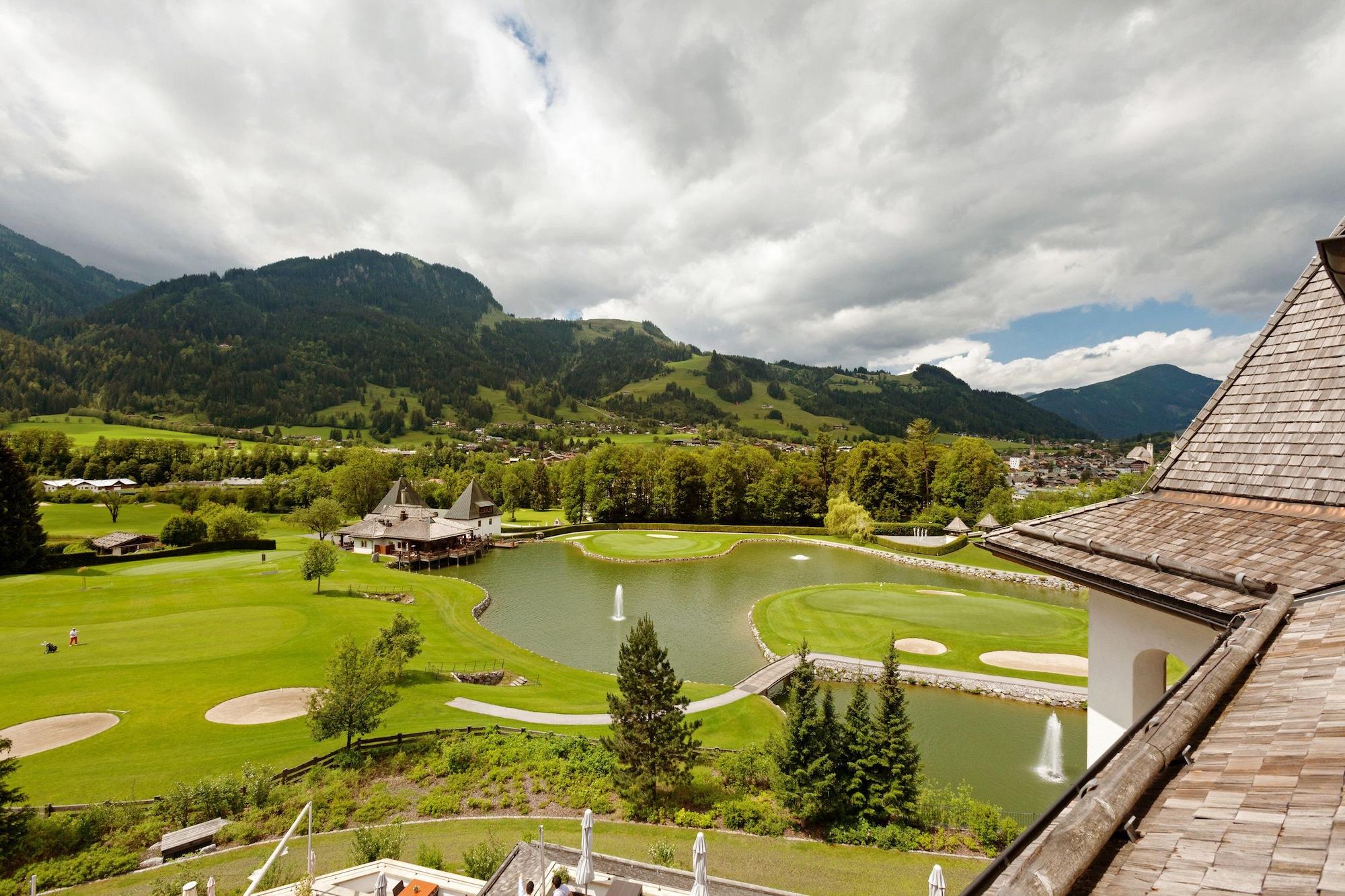 Schlosshotel Kitzbuehel A-Rosa Collection Exterior photo Golf course in Bad Tölz