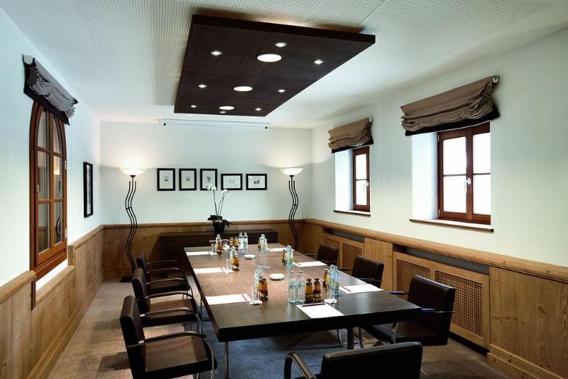 Schlosshotel Kitzbuehel A-Rosa Collection Exterior photo Meeting room